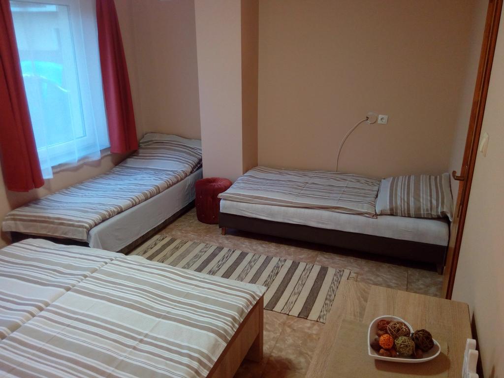 Eva Vendeghaz Guesthouse Hajduszoboszlo Exterior photo